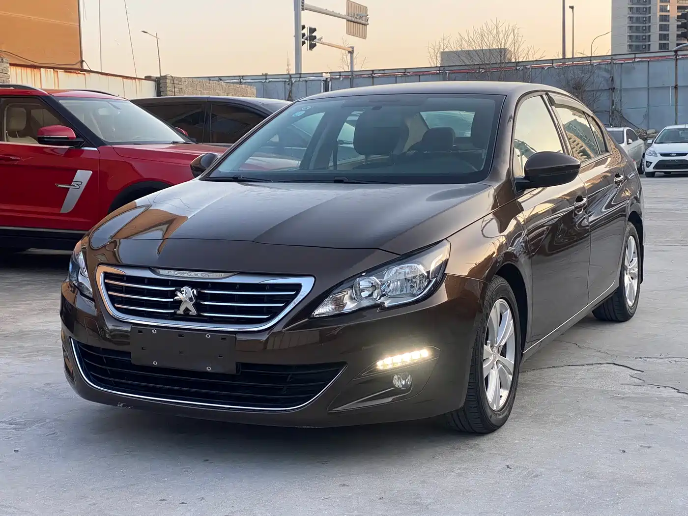 Peugeot 408 2014 1.8L Manual Leading Edition