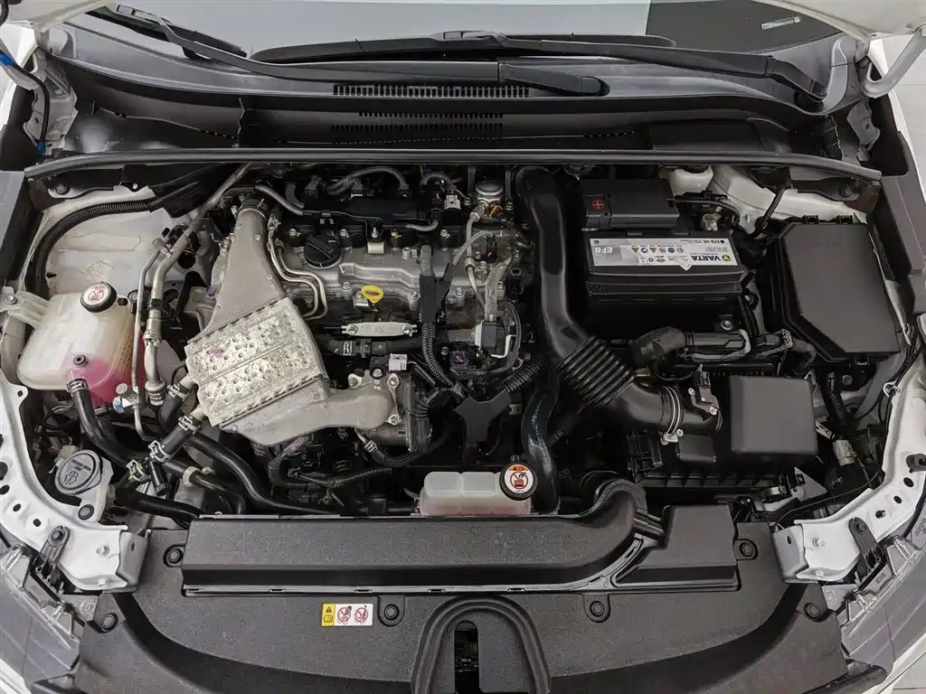 Toyota Levin 2022 185T CVT Luxury Edition фото 6