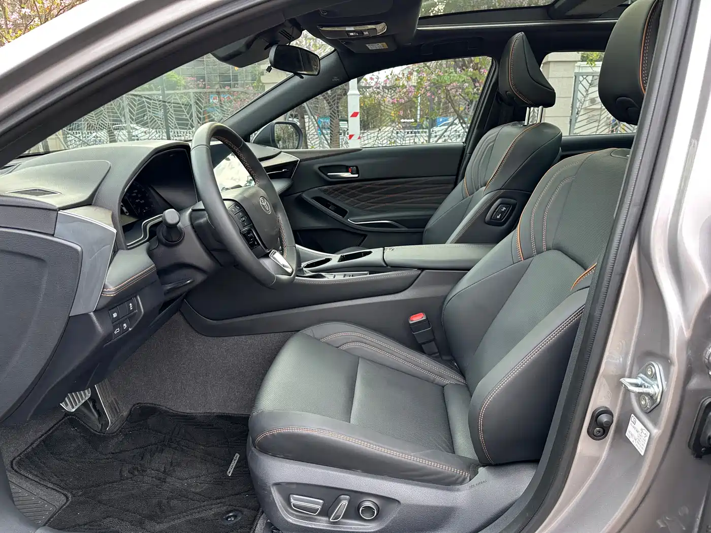 Toyota Avalon 2024 Hybrid 2.0L Luxury Edition фото 7
