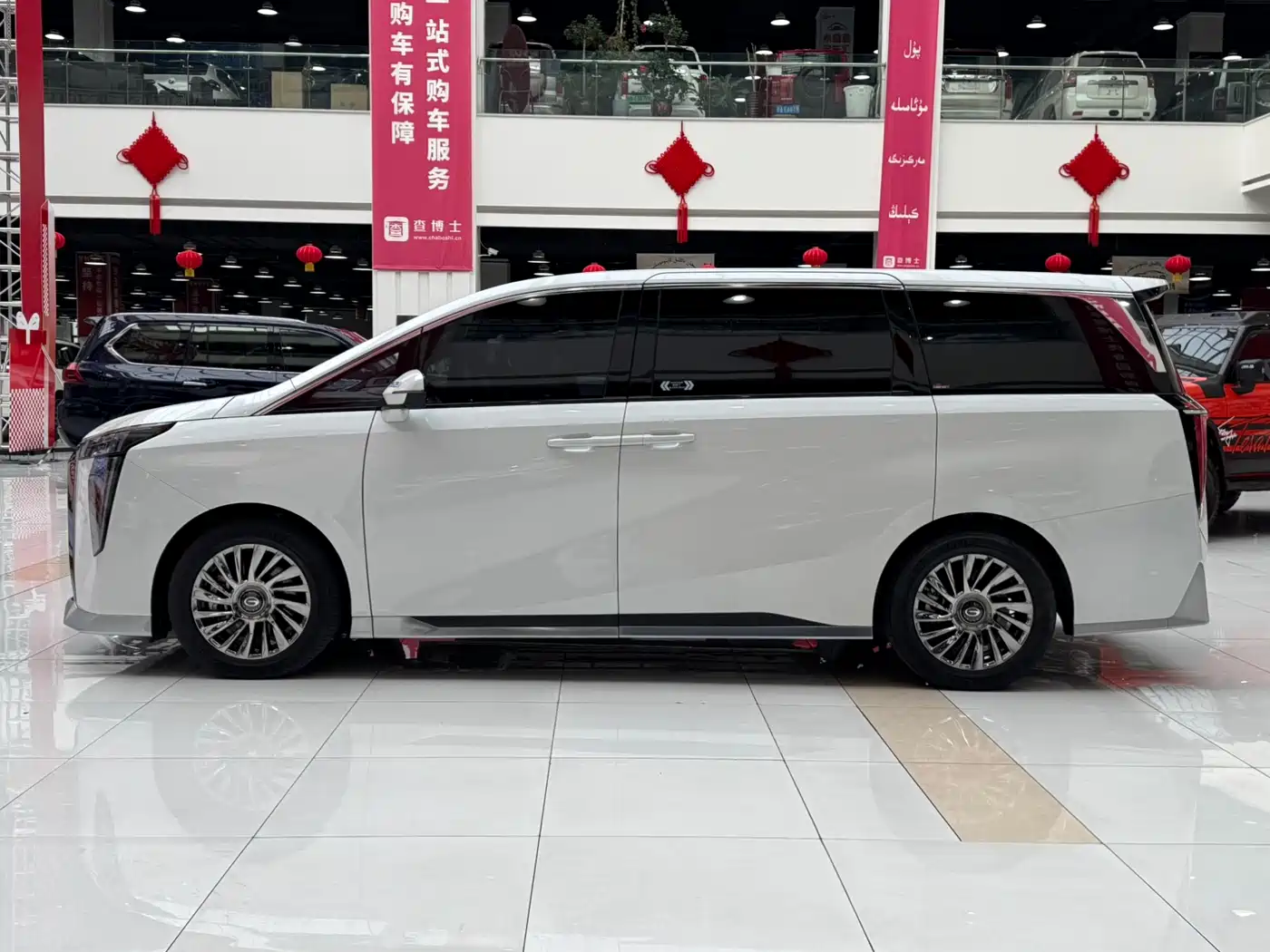 GAC Trumpchi Trumpchi M8 2023 Model Master Series Hybrid Royal Edition фото 7