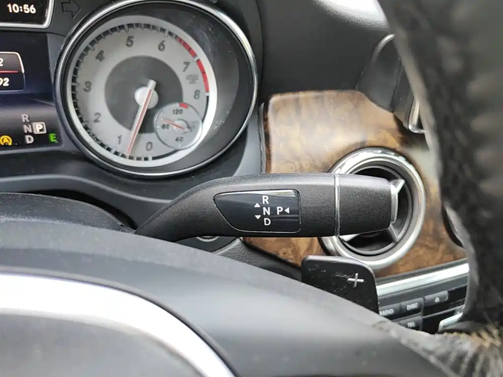 Mercedes-Benz GLA 2015 GLA 200 Dynamic фото 14