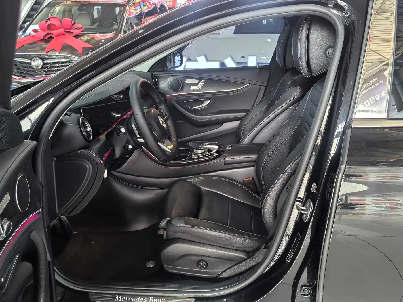 Mercedes-Benz E-Class 2017 E 200 L Sport 4MATIC фото 11