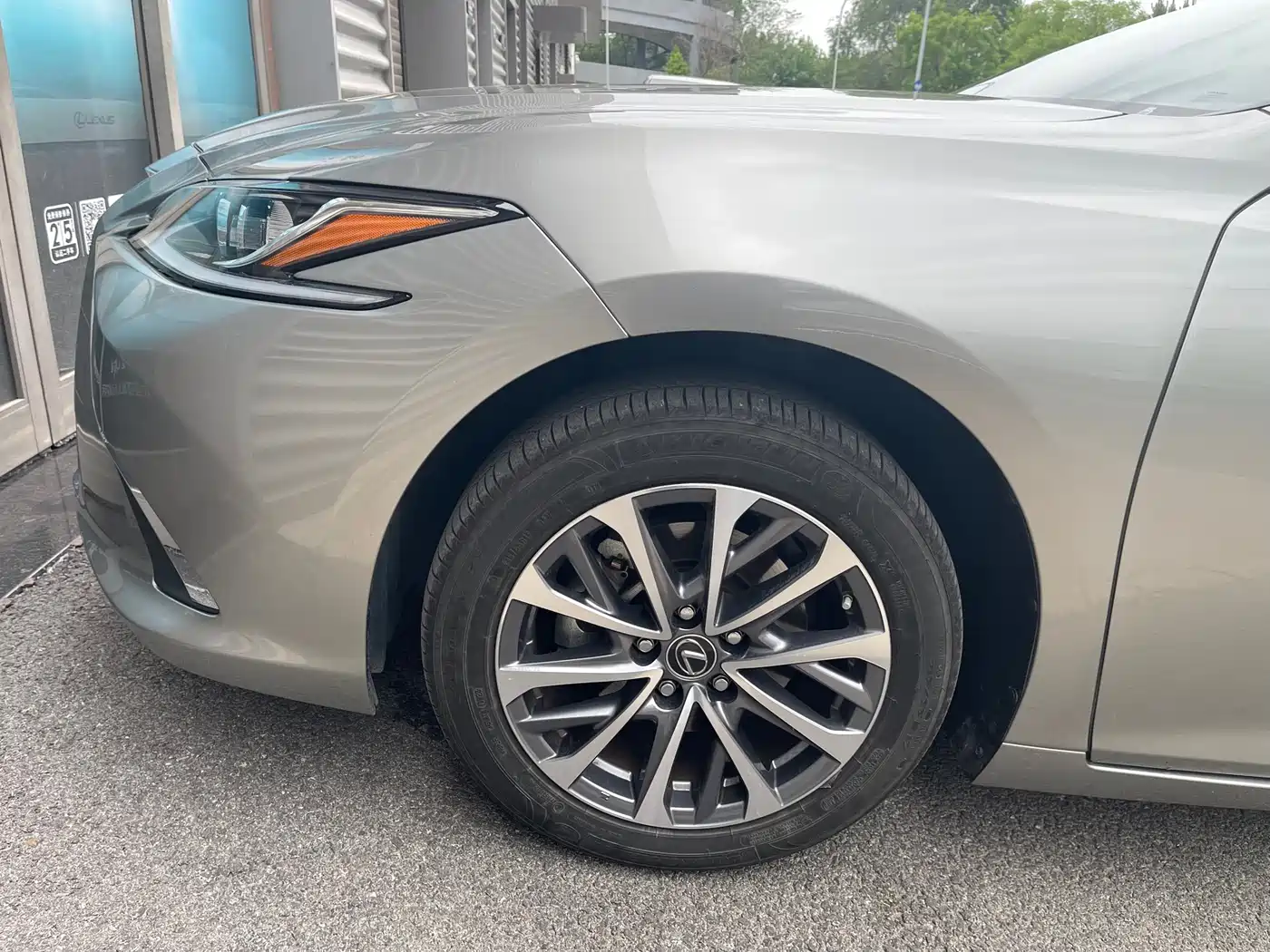 Lexus ES 2022 300h Excellence Edition фото 12