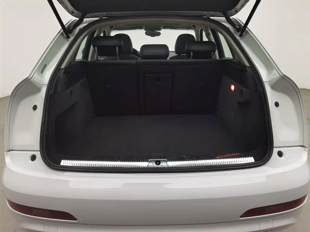 Audi Q3 2015 30 TFSI Comfort фото 16