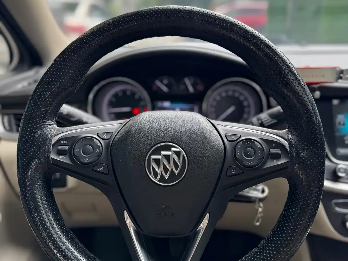 Buick Verano 2018 Sedan 15S Automatic Leading фото 10