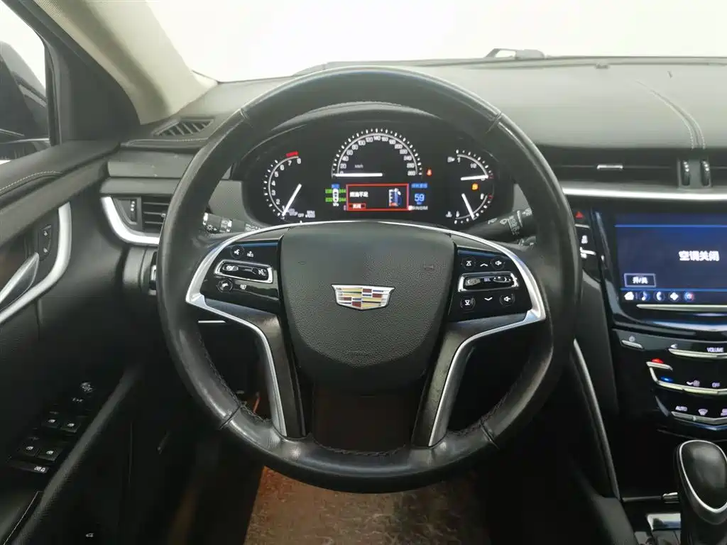 Cadillac XTS 2018 28T Technology фото 11