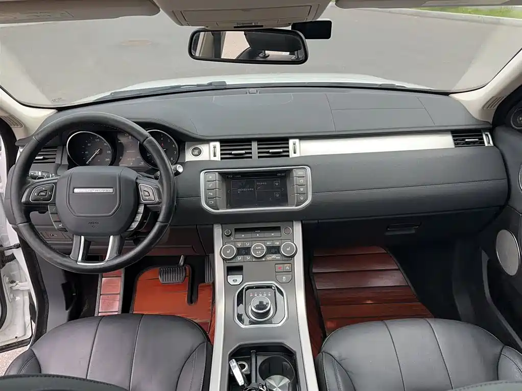 Land Rover Range Rover Evoque 2016 2.0T SE ZhiYao фото 15