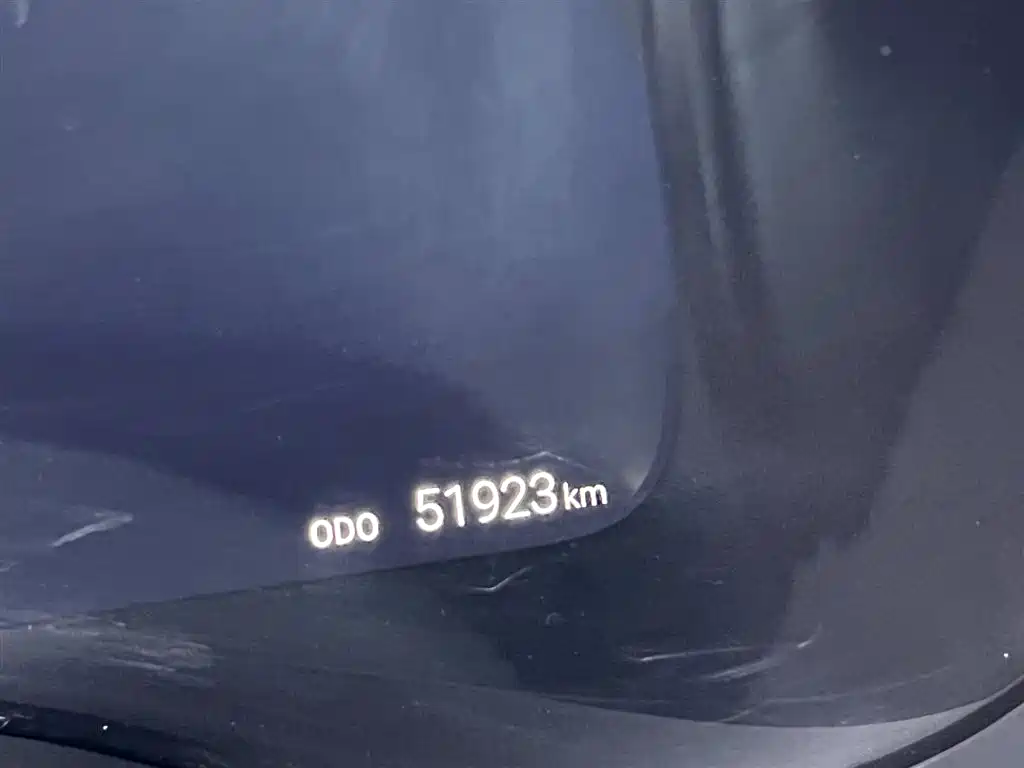 Toyota Granvia 2024 2.5L Hybrid Premium PLUS фото 14