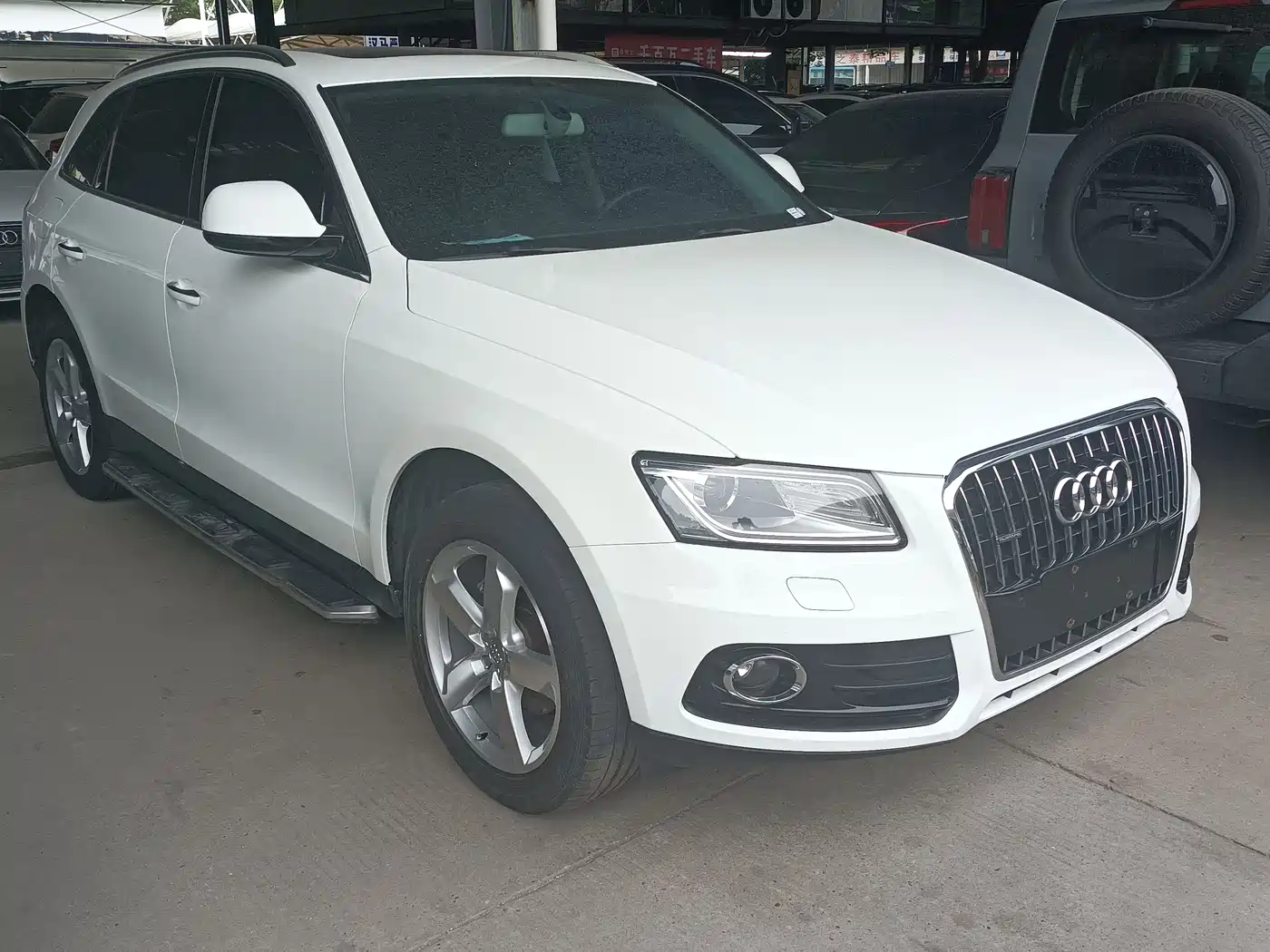AUDI Q5