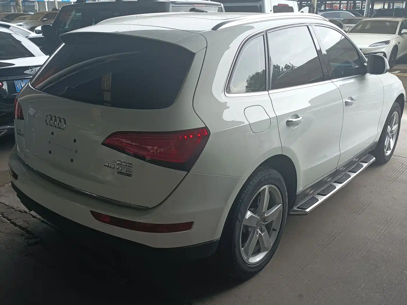 AUDI Q5