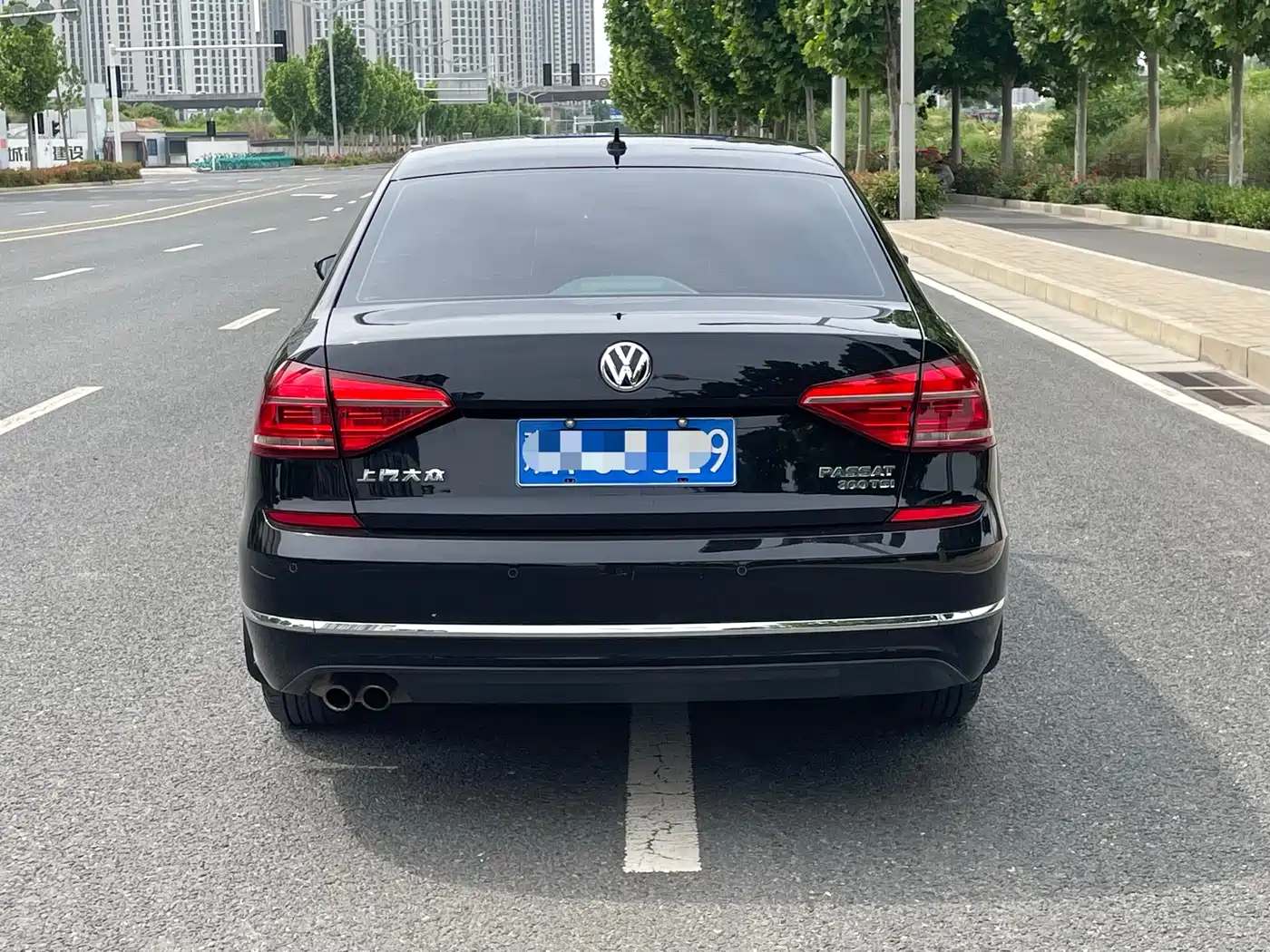 Volkswagen Passat 2017 330TSI DSG Prestige фото 8