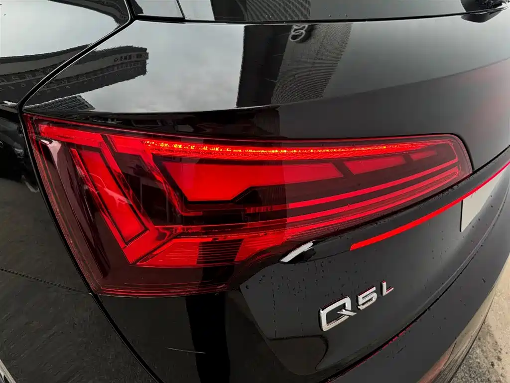 Audi Q5L 2024 Model 45 TFSI Luxury Dynamic фото 17