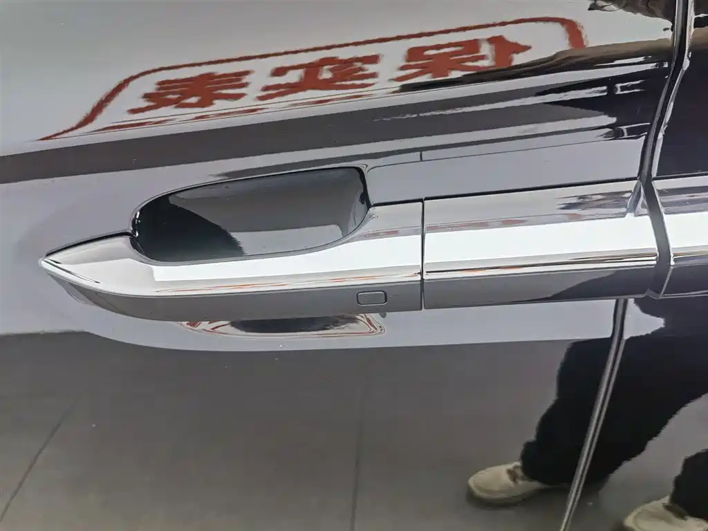 Voyah Auto Voyah Dreamer 2026 PHEV Champion Edition фото 18