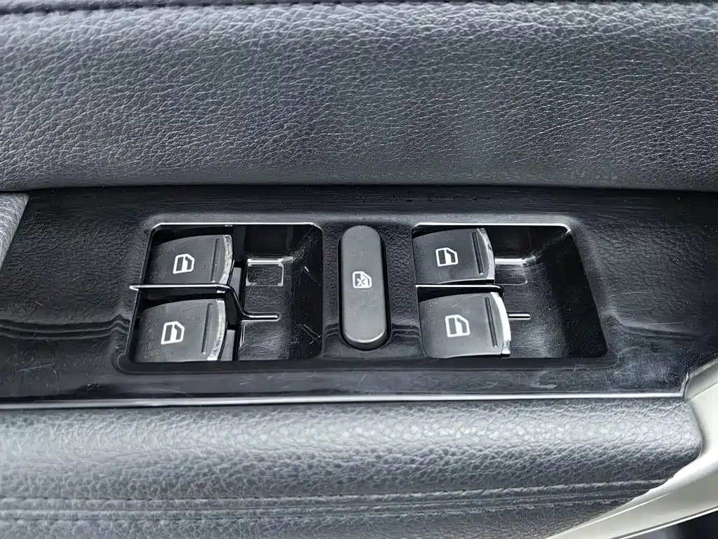 Фото 9 - Haval H2