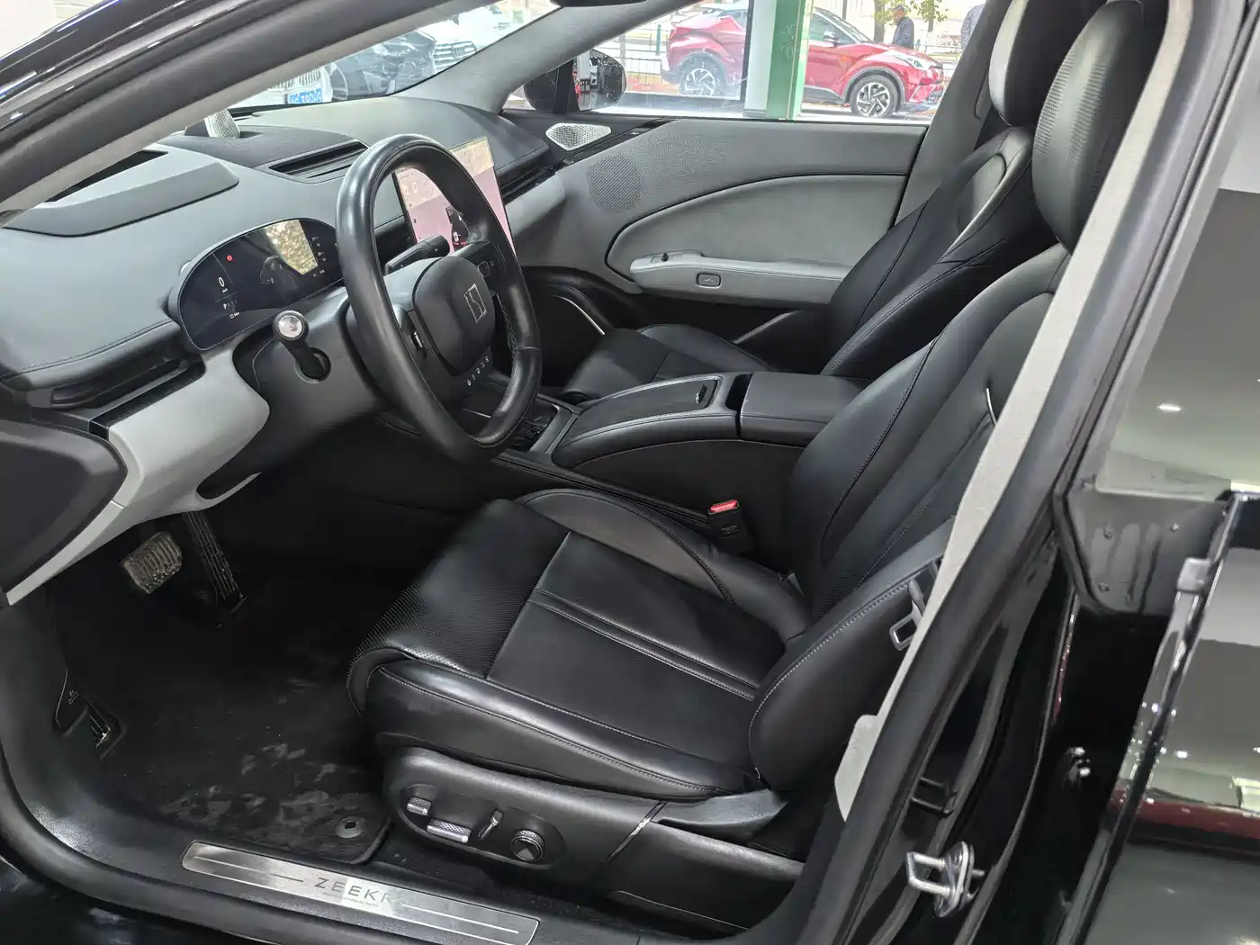 ZEEKR EXTREME KRYPTON 007