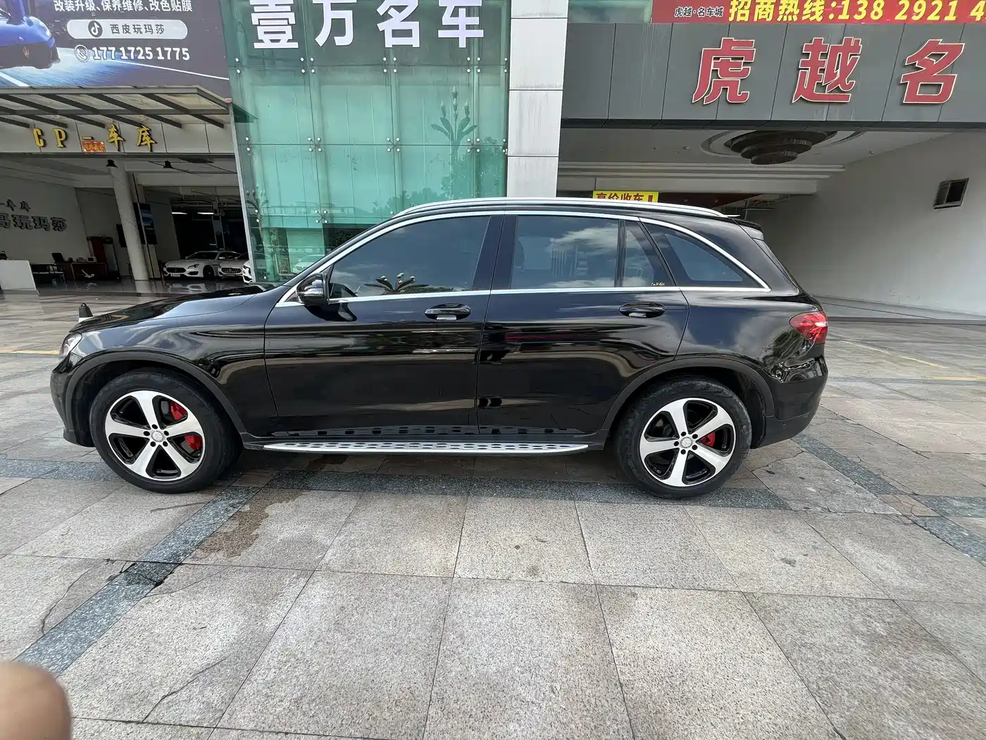 Mercedes-Benz GLC 2016 GLC 260 4MATIC Luxury фото 4