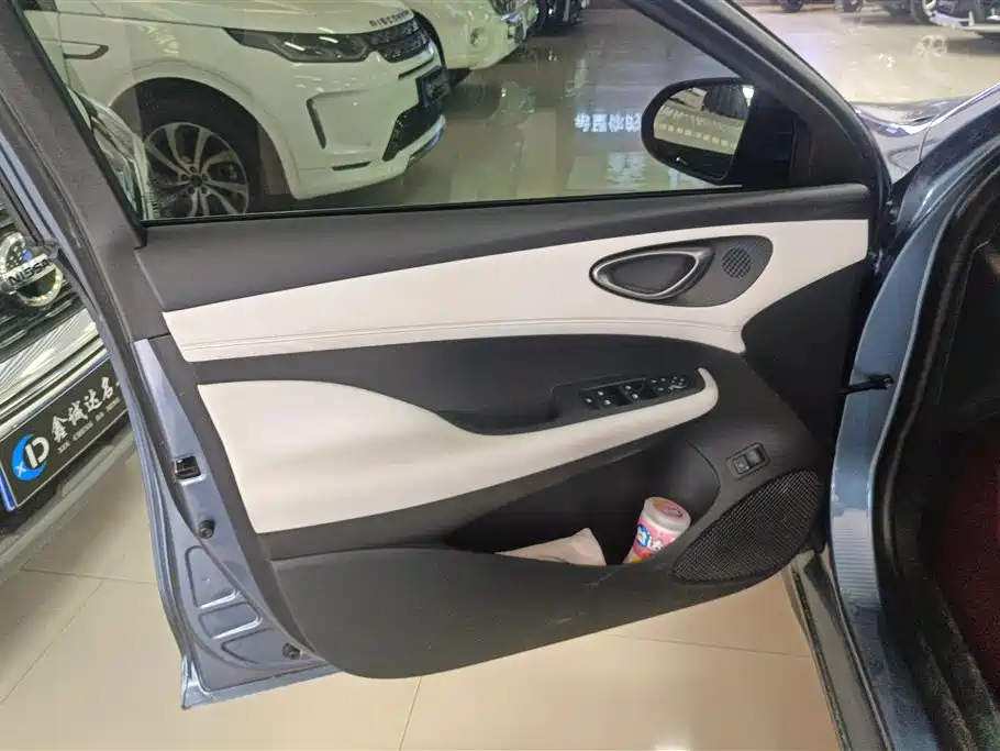 BYD Hai Bao 05 DM-i 2025 DM-i Smart Drive Edition 55KM Luxury фото 7