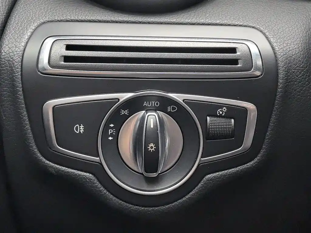 Mercedes-Benz C-Class (Import) 2019 C 260 Estate фото 21