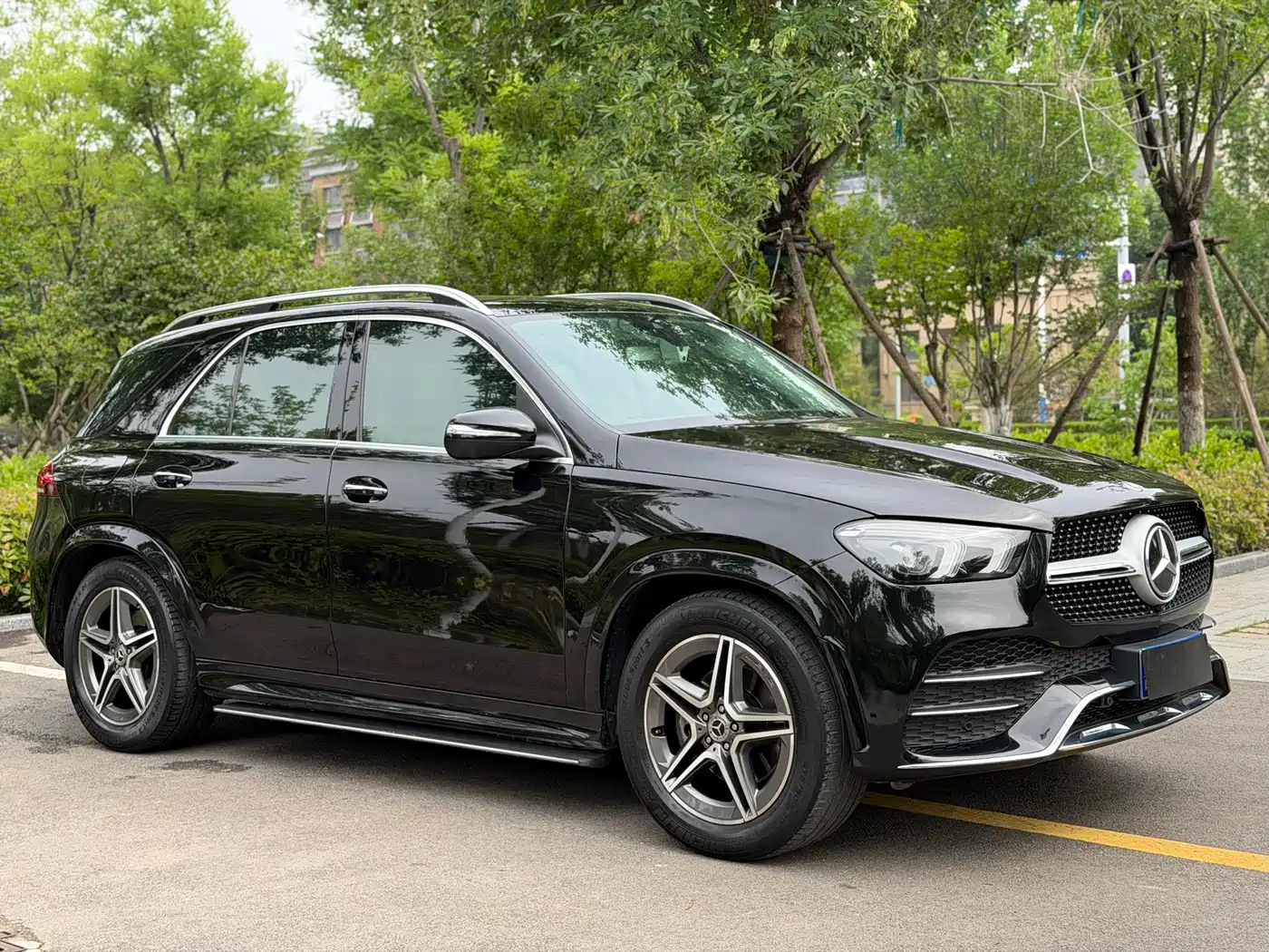 Mercedes-Benz GLE 2020 GLE 350 4MATIC Luxury фото 3