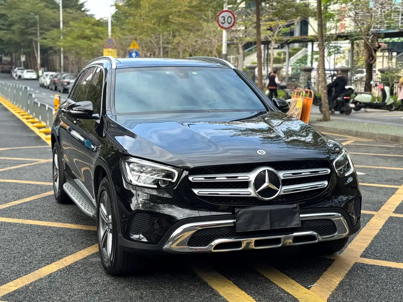 Mercedes-Benz GLC 2021 GLC 260 L 4MATIC Sporty фото 3