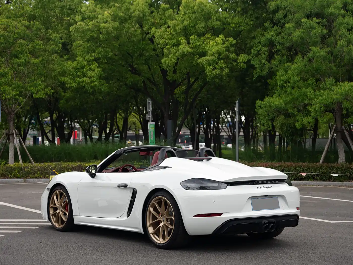 Porsche 718 2022 Spyder 2.0T фото 5