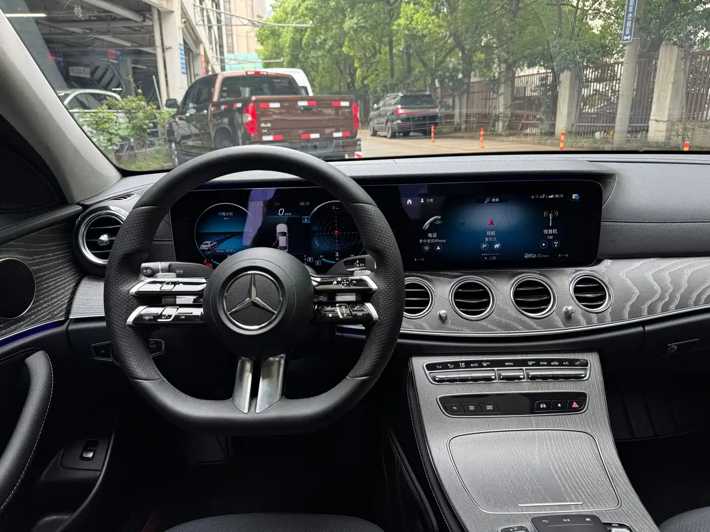 Mercedes-Benz E-Class 2021 E 300 L Sport Fashion фото 8