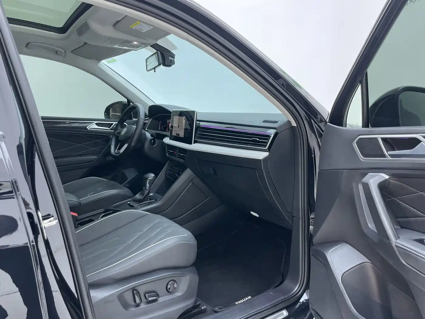 Volkswagen Tiguan L 2023 280TSI 2WD Trend Limited Edition фото 16