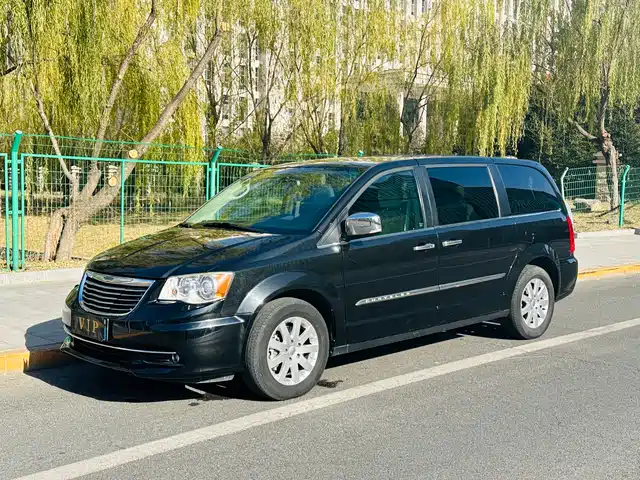 Chrysler Grand Voyager (Import) 2014 3.6L Comfort Edition