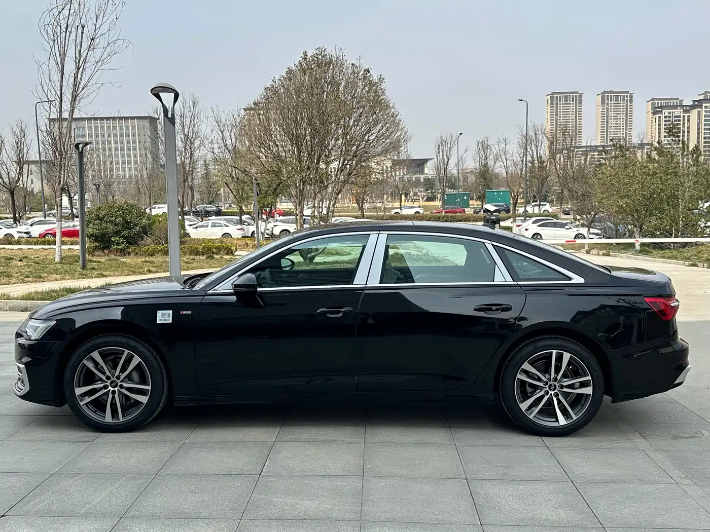 Audi A6L 2025 40 TFSI Luxury Sport фото 4