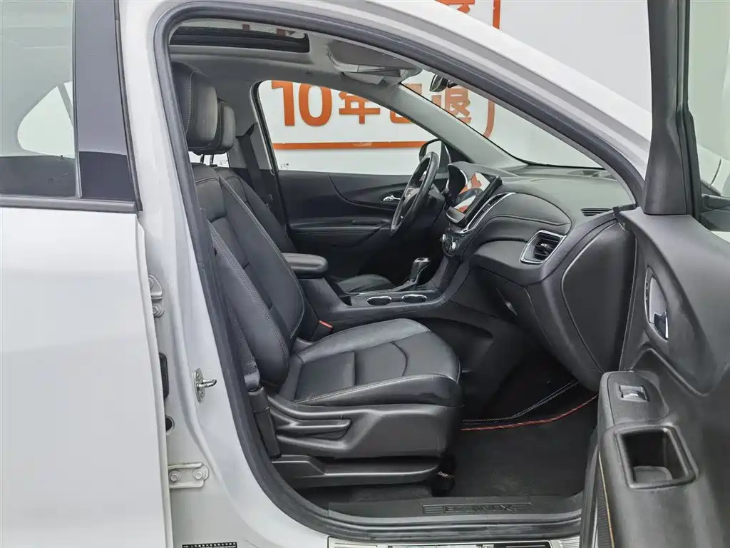 Chevrolet Equinox 2019 535T Auto Galloping Edition China V фото 23