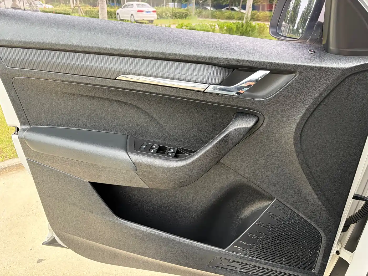 Škoda Kamiq 2021 1.5L Auto Comfort Edition фото 10