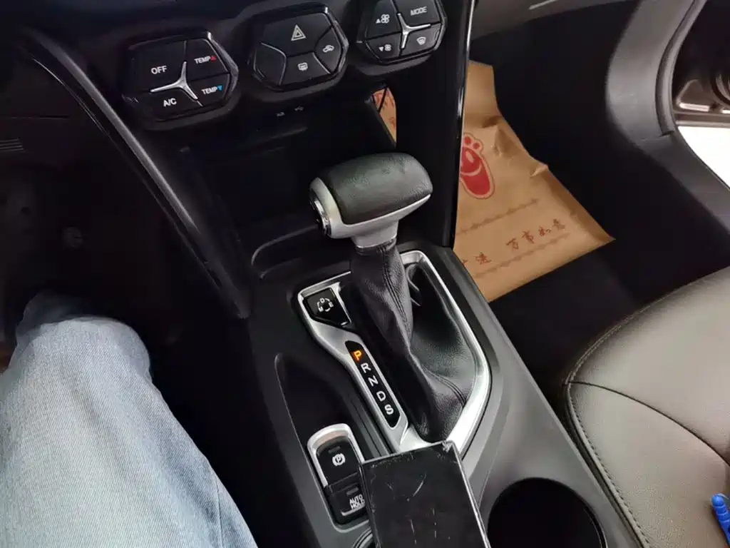 GAC Trumpchi Trumpchi GS4 2017 235T Automatic 2WD Elite фото 7