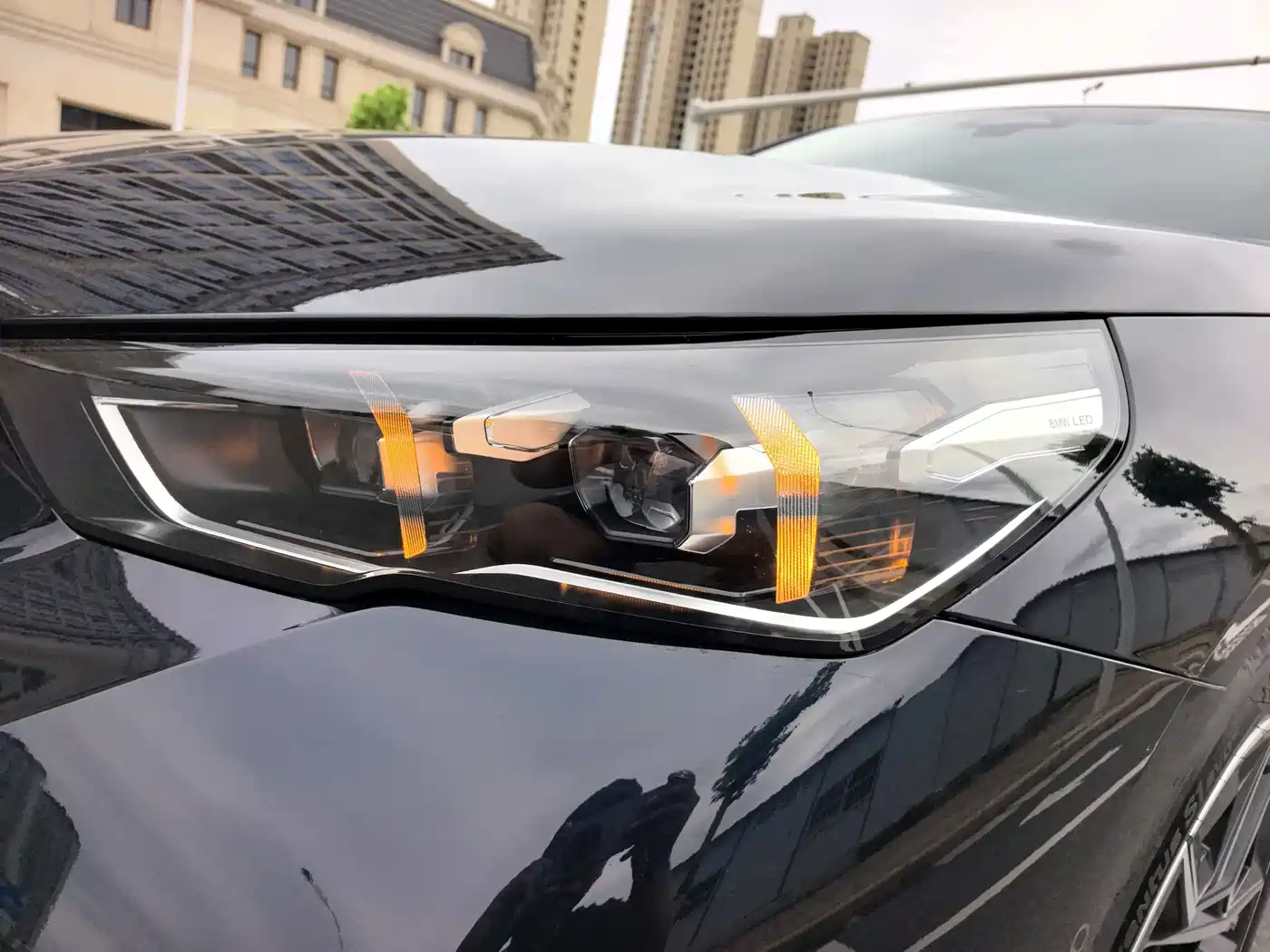 BMW i5 2024 eDrive 35L Premium Model M Sport Package фото 4