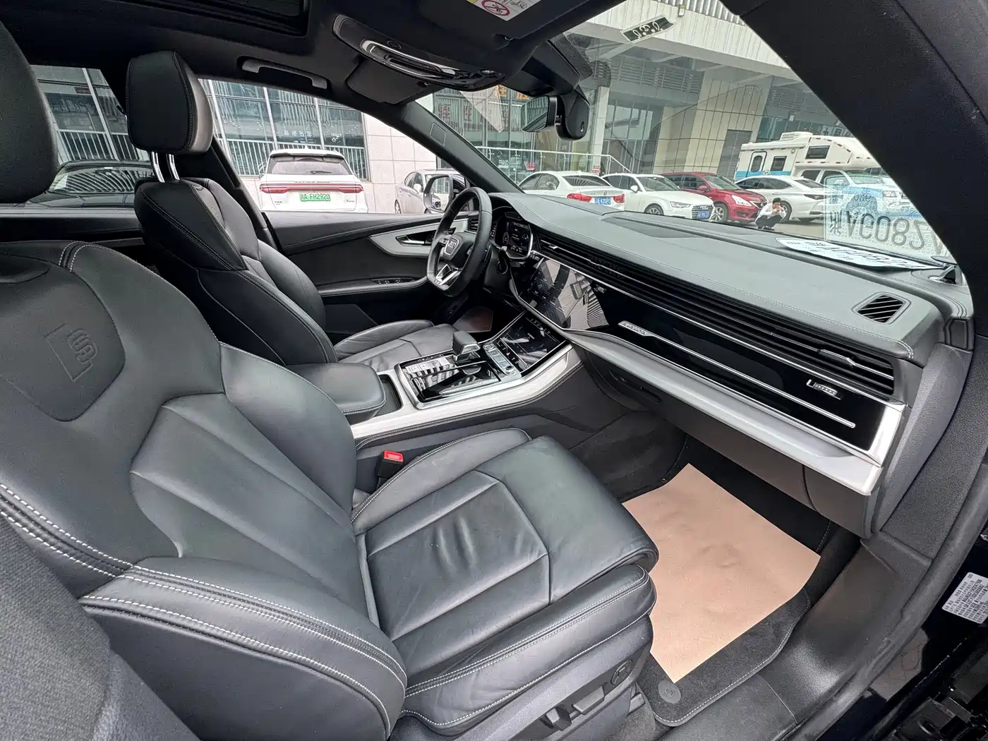 Audi Q8 2019 55 TFSI Supreme Limited Edition фото 5