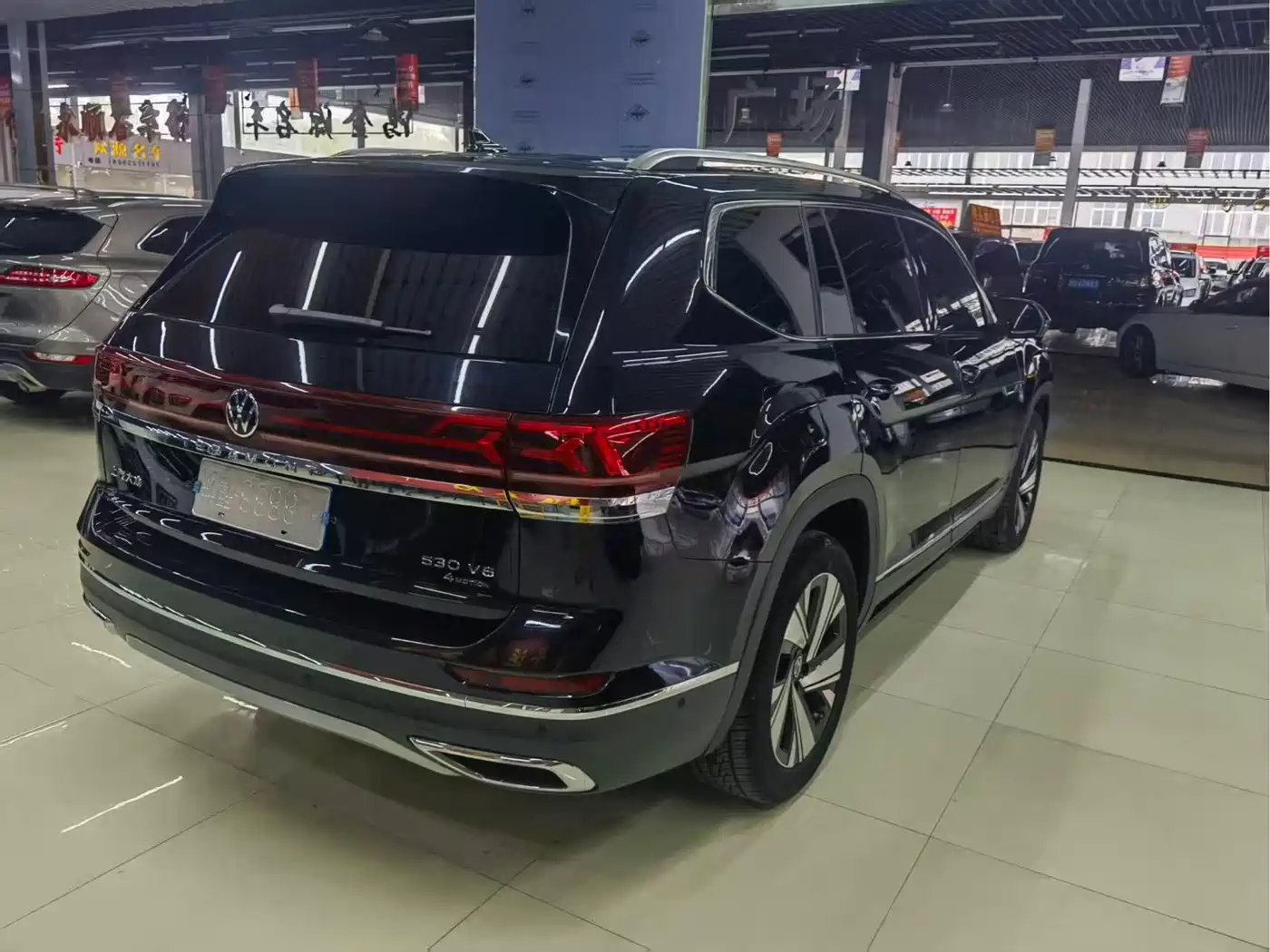 Volkswagen Teramont 2024 380TSI 4WD Dragon Glory Edition фото 10