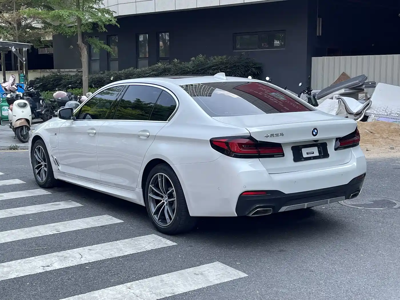 BMW 5 SERIES NEW ENERGY