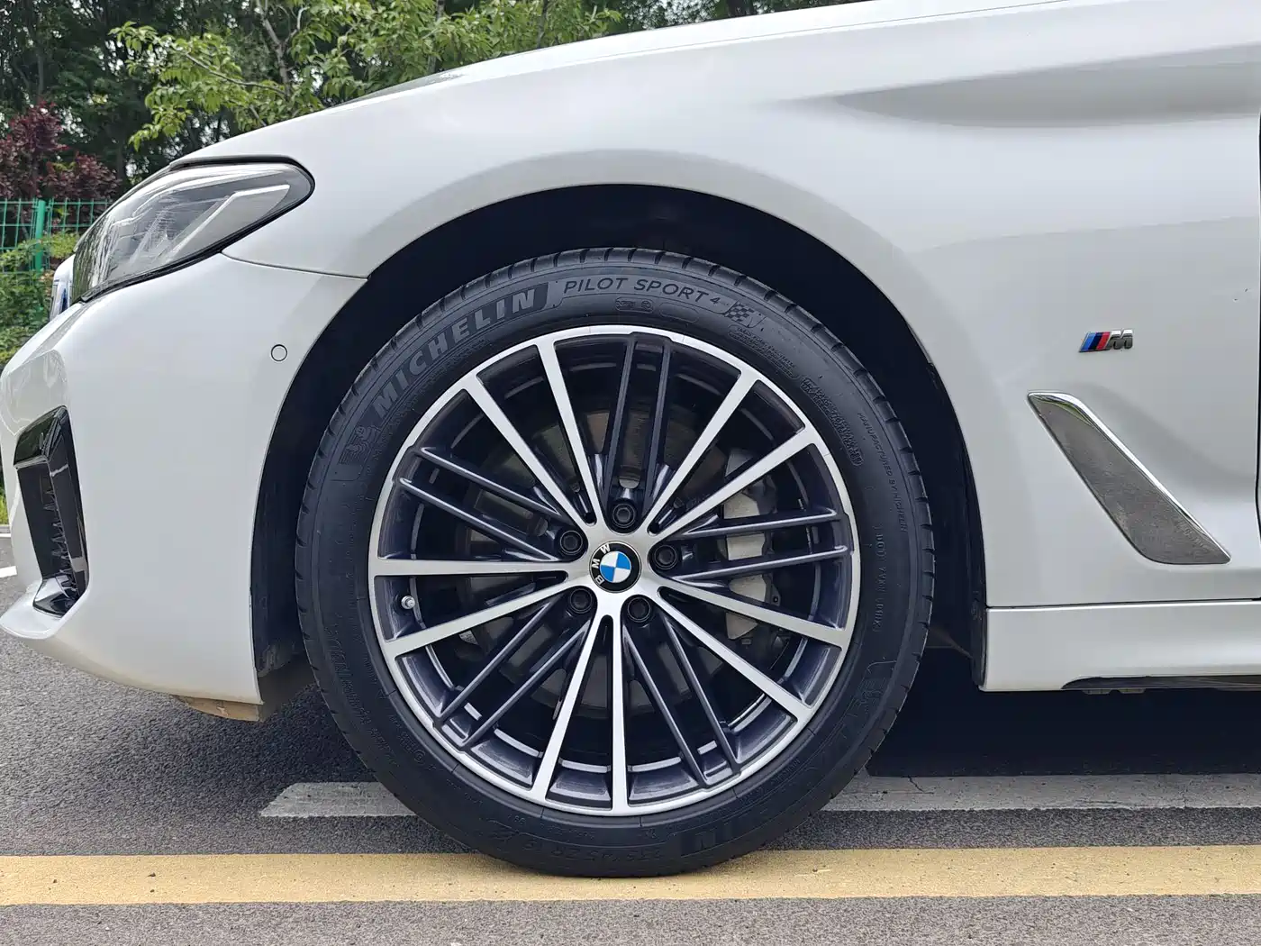BMW 5 Series 2023 530Li Leading M Sport Package фото 5