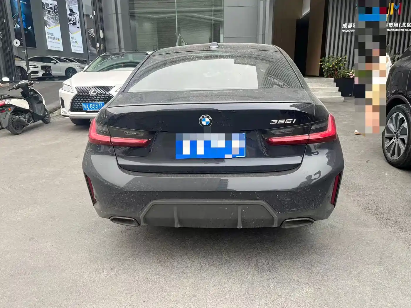 BMW 3 Series 2023 325i M Sport Black Night Package фото 9