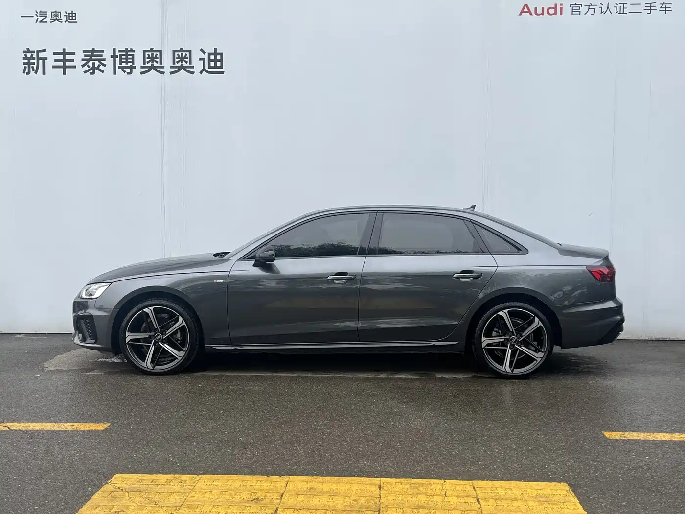 Audi A4L 2024 40 TFSI Luxury Dynamic фото 3