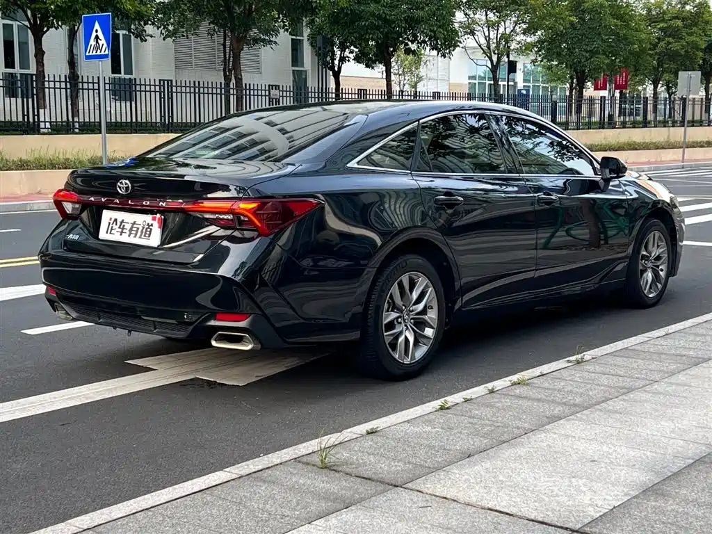 Toyota Avalon 2019 2.0L Progressive Edition (China VI) фото 2