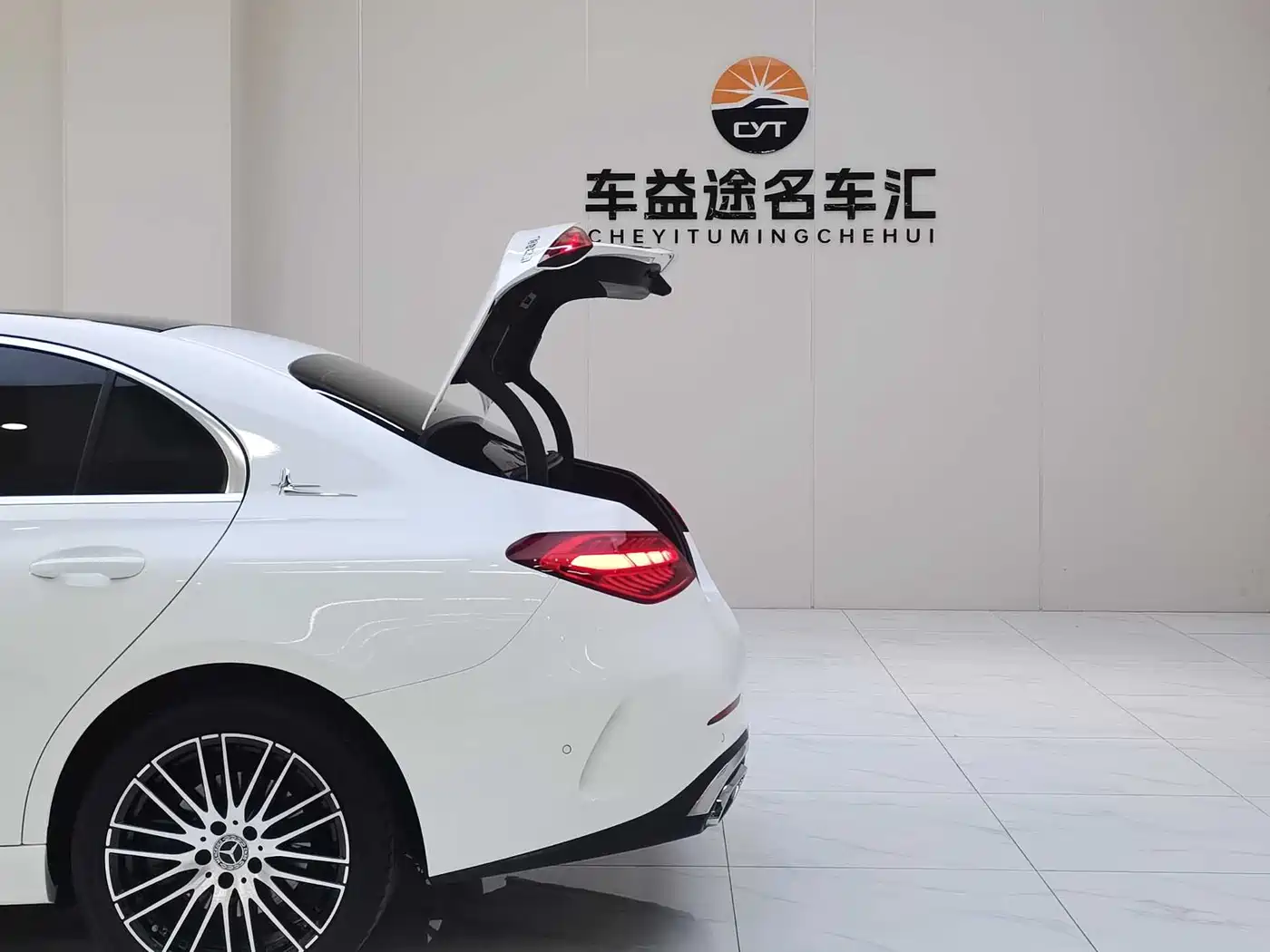 Mercedes-Benz C-Class 2024 Facelift C 260 L Sport фото 21