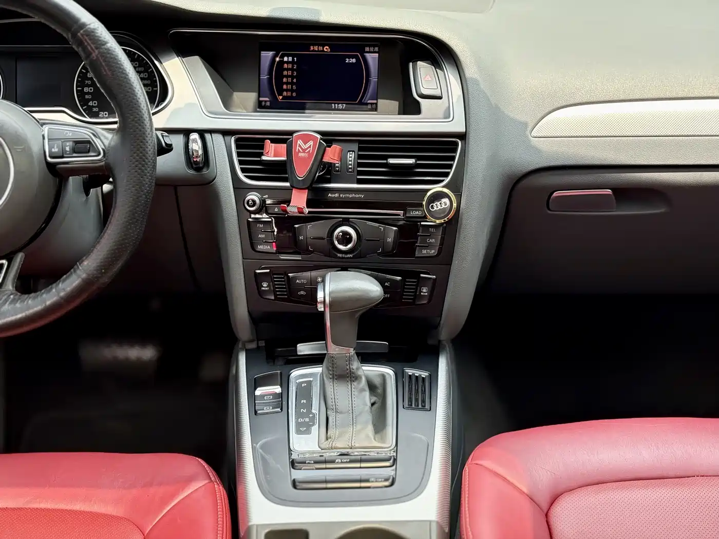 Audi A4L 2013 35 TFSI Automatic Standard фото 8