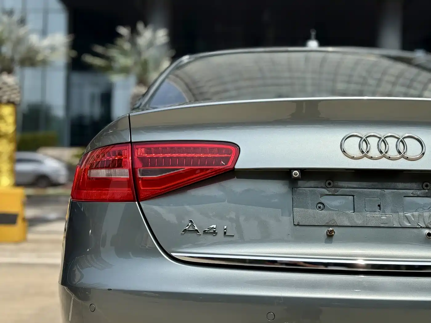 Audi A4L 2013 35 TFSI Automatic Standard фото 17