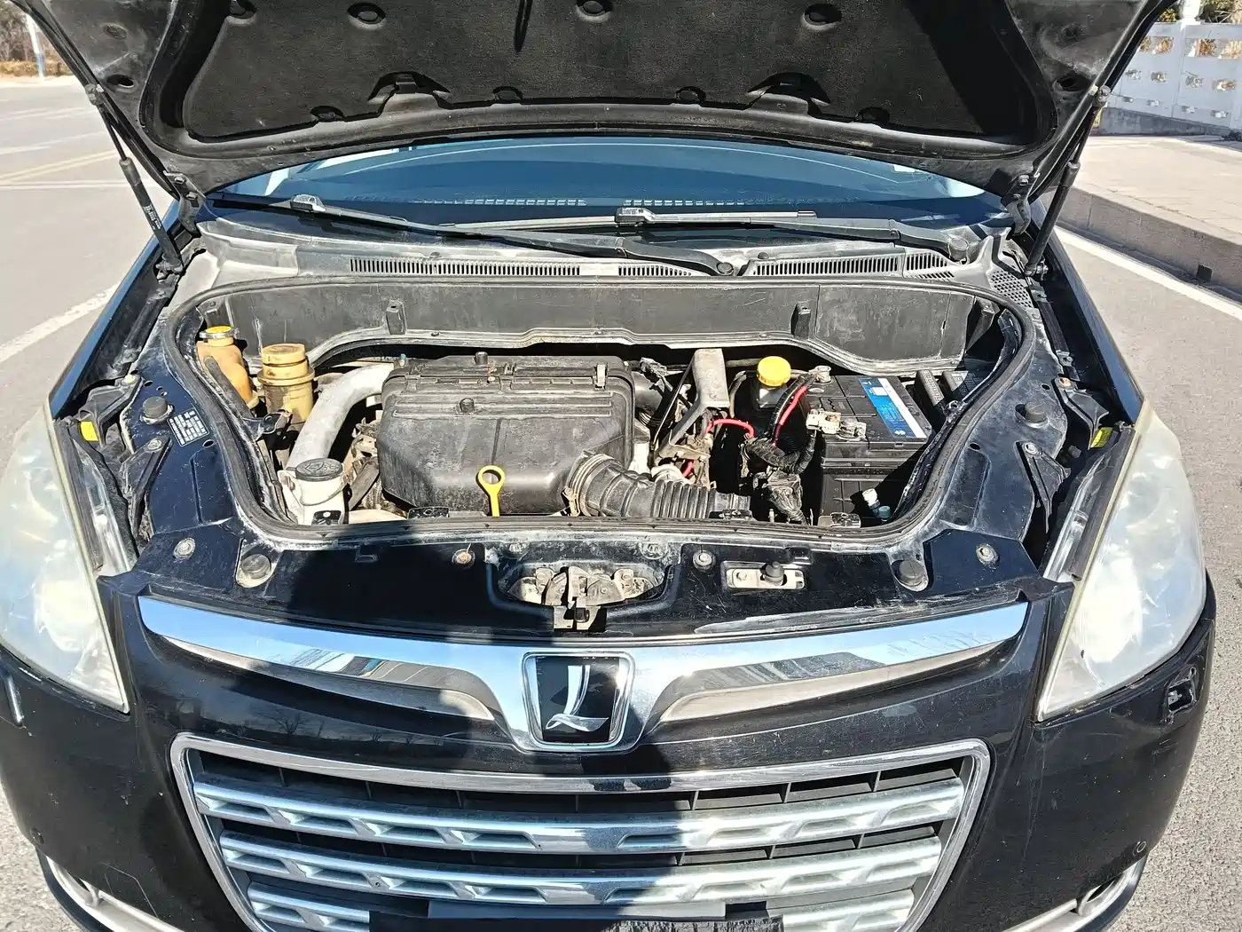 Luxgen Luxgen7 MPV 2013 2013 Model 2.0T Flagship