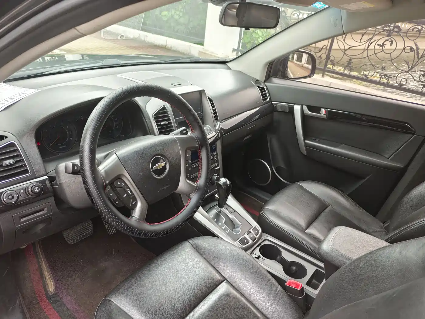 Chevrolet Captiva 2013 2.4L 2WD Urban Edition 7-seater фото 8