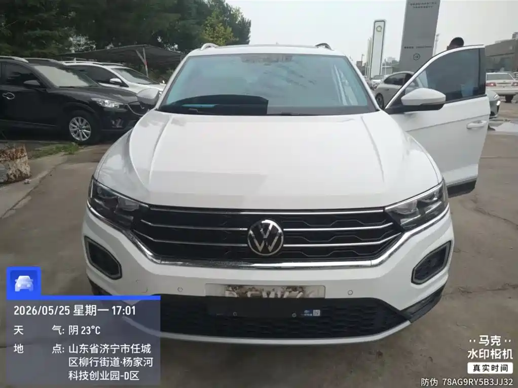 Volkswagen T-ROC 2022 280TSI DSG 2WD Comfort PLUS фото 2