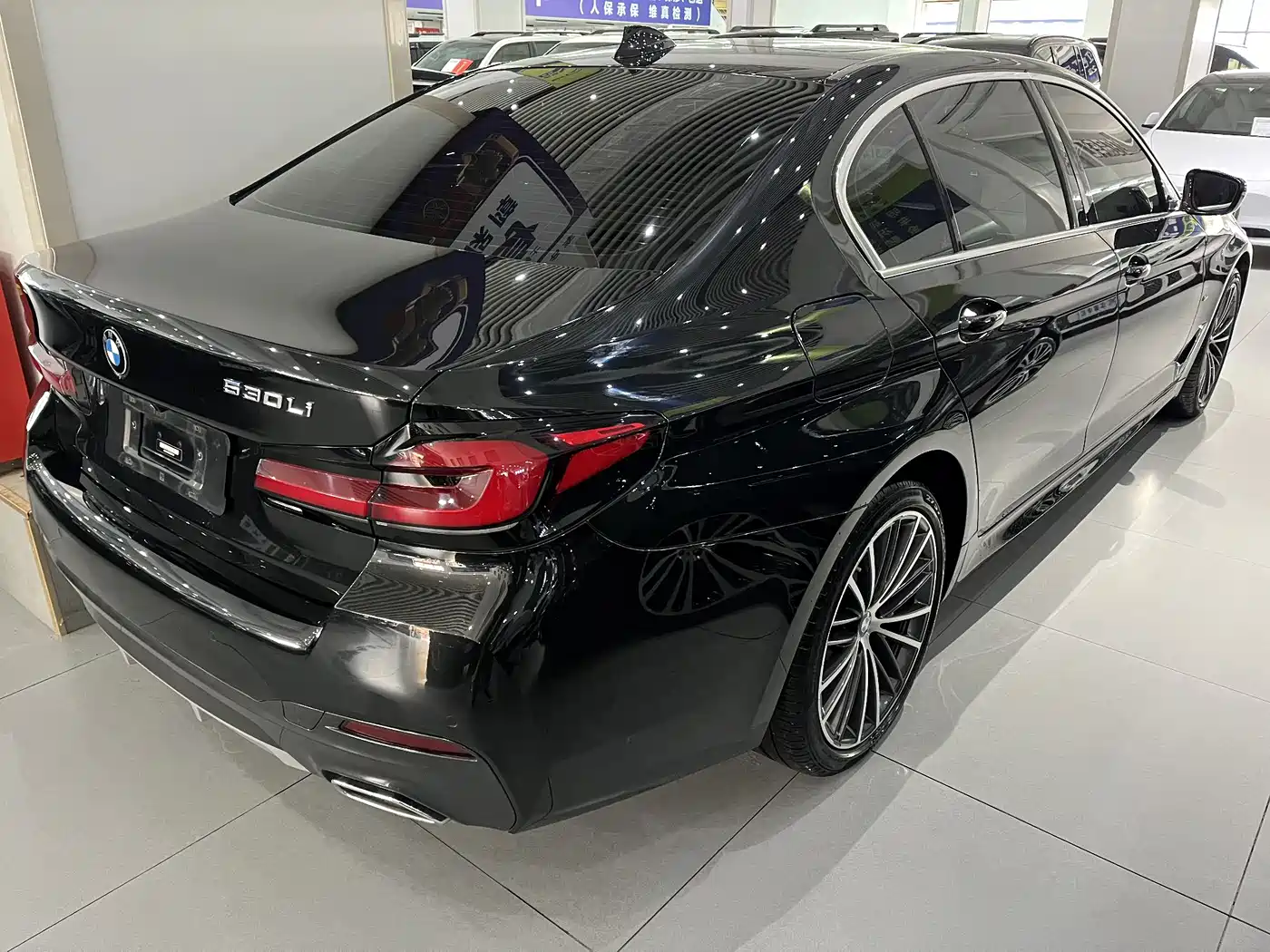 BMW 5 Series 2022 Model Second Facelift 530Li Leading M Sport Package фото 13