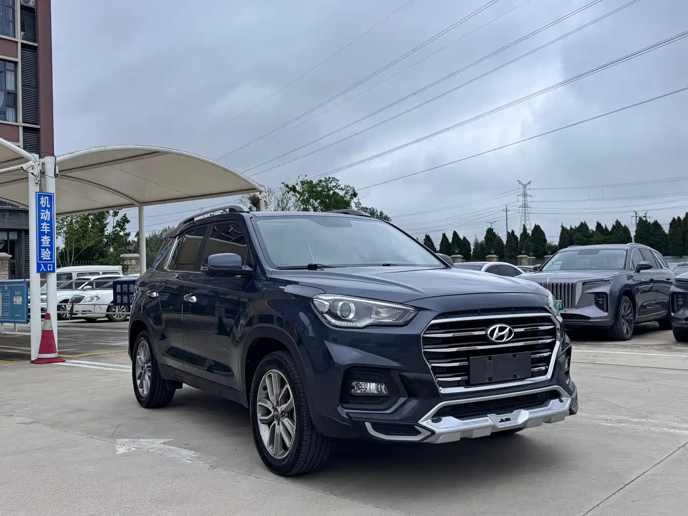 Hyundai Beijing Hyundai ix35 2018 2.0L Automatic 2WD Zhiyong·Enjoyment Edition фото 2