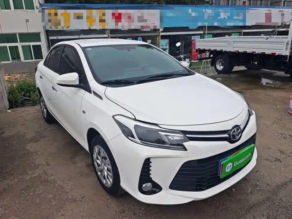 Toyota Vios 2022 1.5L 20th Anniversary Edition фото 4