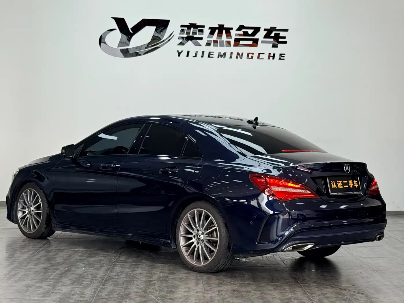 Mercedes-Benz CLA (Import) 2019 CLA 220 4MATIC фото 7
